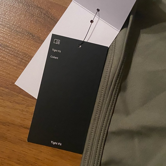 Nike SportswearWomen's Asymmetrical Long-Sleeve Top - Picture 4 of 10